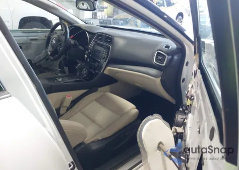 2017 Nissan Maxima 3.5 S z USA, uszkodzony, nr VIN 1N4AA6AP2HC434713